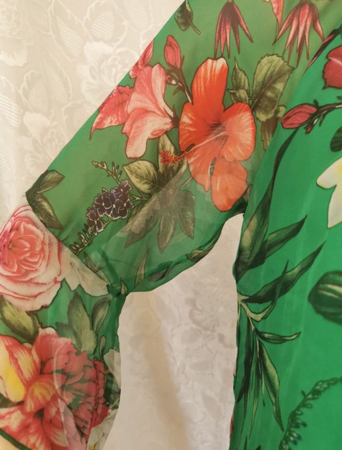 Blouse verte. Imprimé floral. Taille 40. Viventy - photo numéro 4