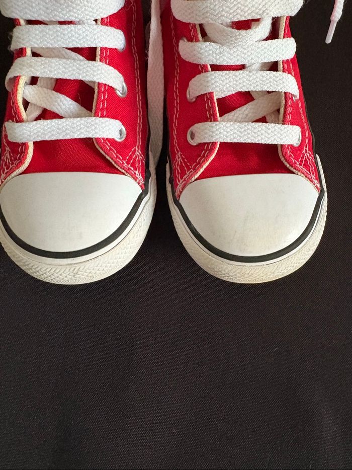 Baskets Converse - photo numéro 2