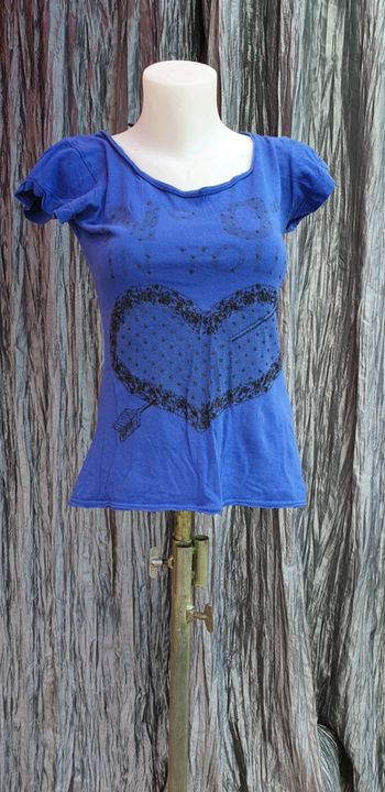 Tee-shirt bleu nuit
