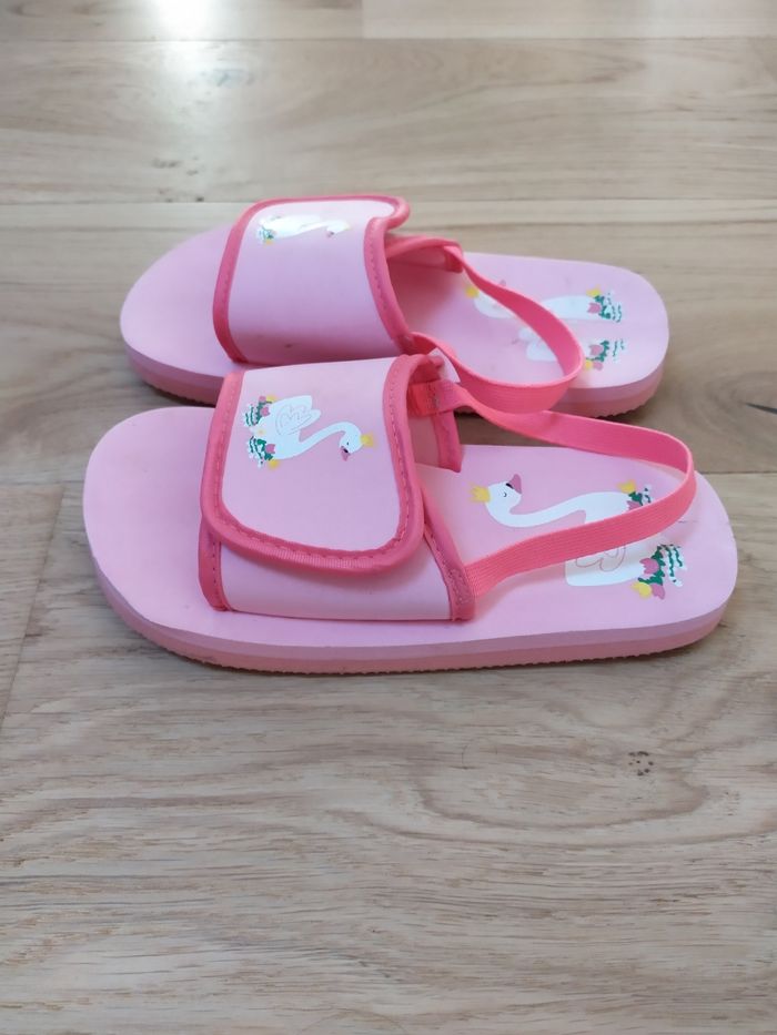 Chaussures de plage rose - photo numéro 2