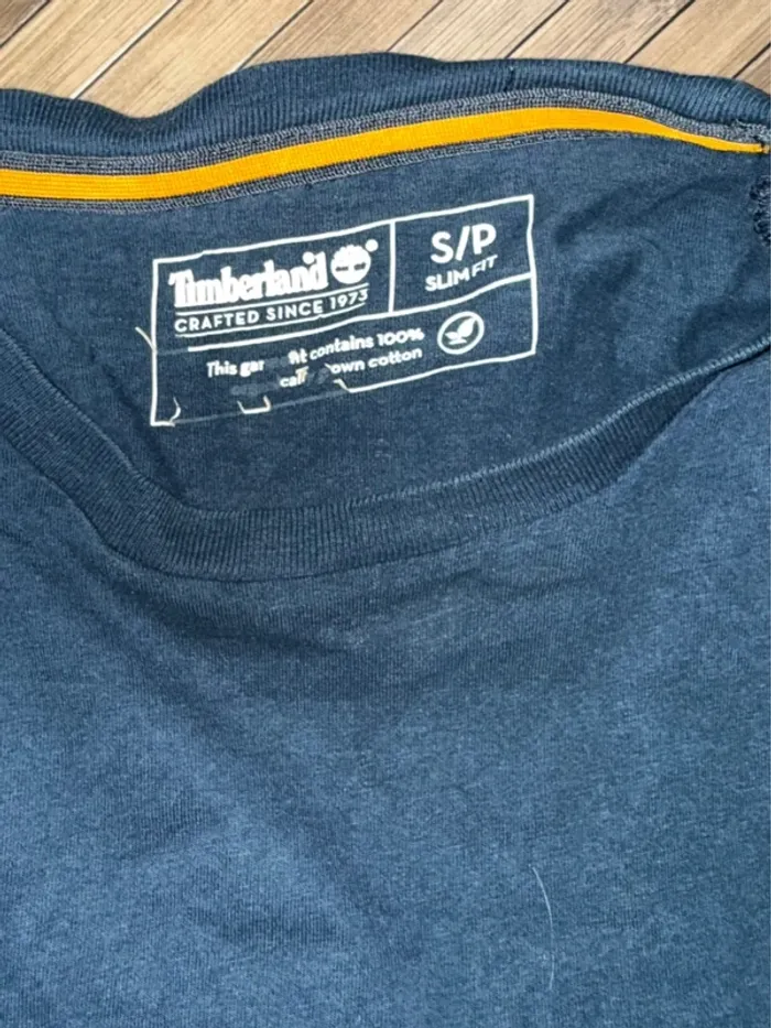 T-shirt timberland taille S - photo numéro 3