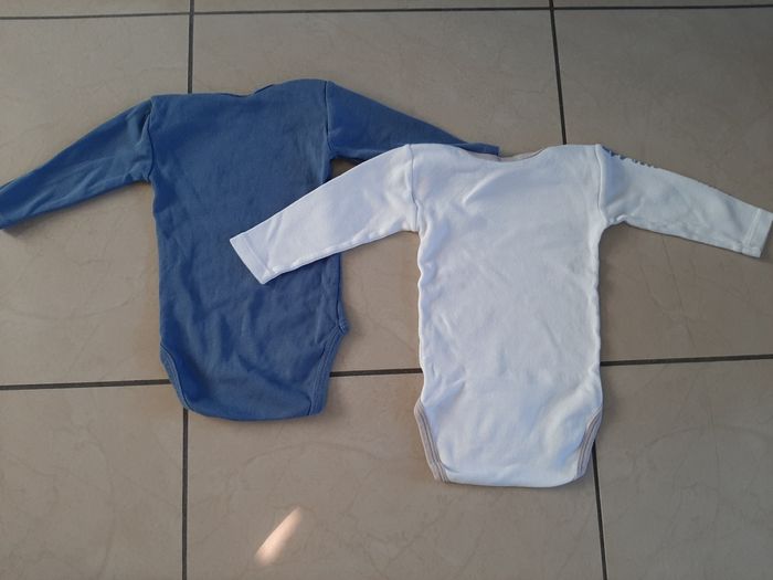 Lot de 4 bodys manches longues 6 mois - photo numéro 3