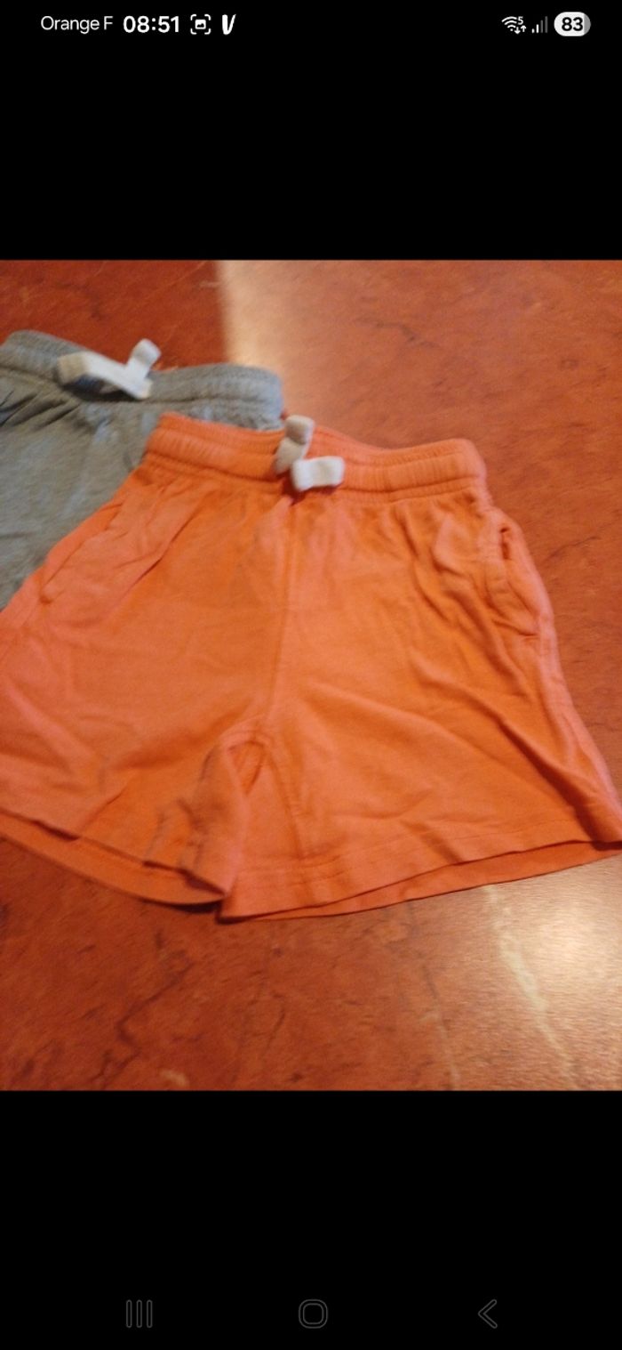 Lot de 2 shorts garçon taille 3 ans - photo numéro 2