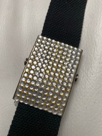 Ceinture noire plaque avec strass