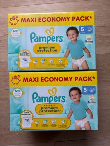 160 couches Pampers premium taille 5