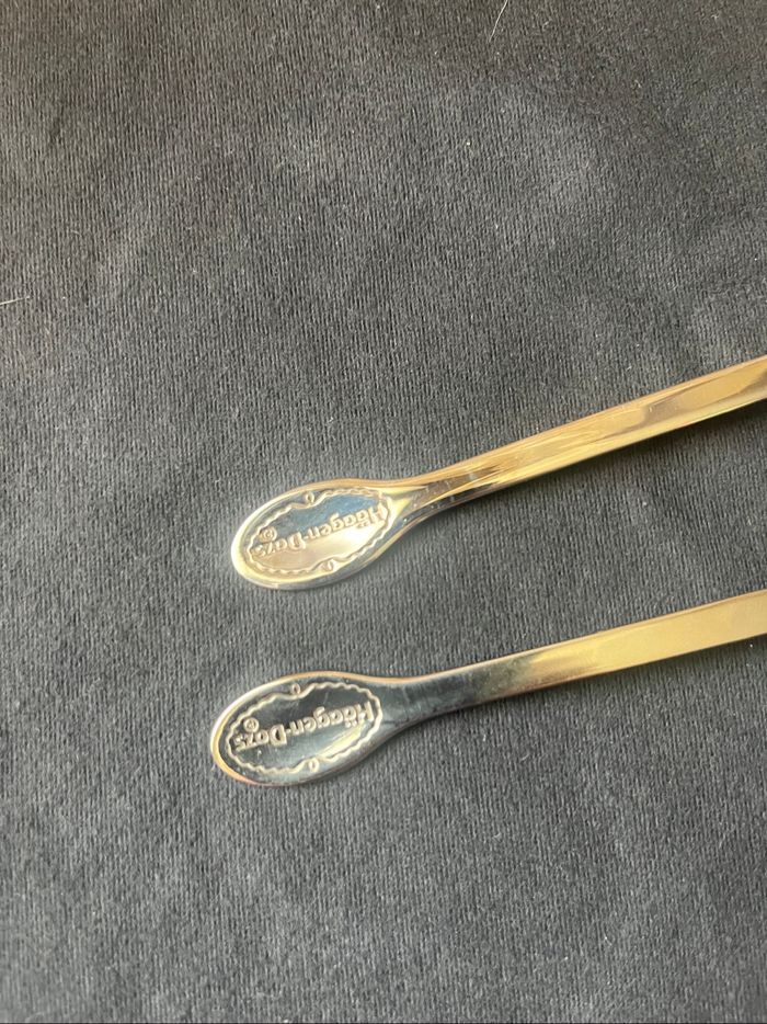 Lot de deux petites cuillères Haagen- Dazs - photo numéro 5