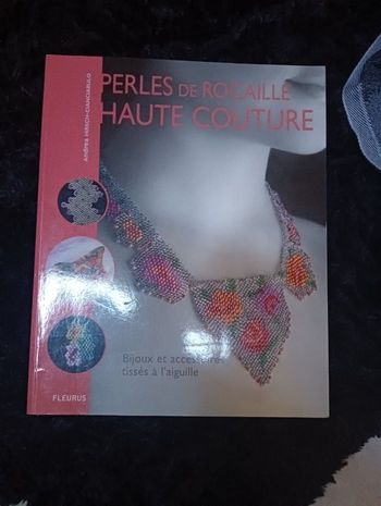 livre pour créer des bijoux en perle