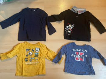 Lot de 4 t shirts manches longues taille 12 mois garçon