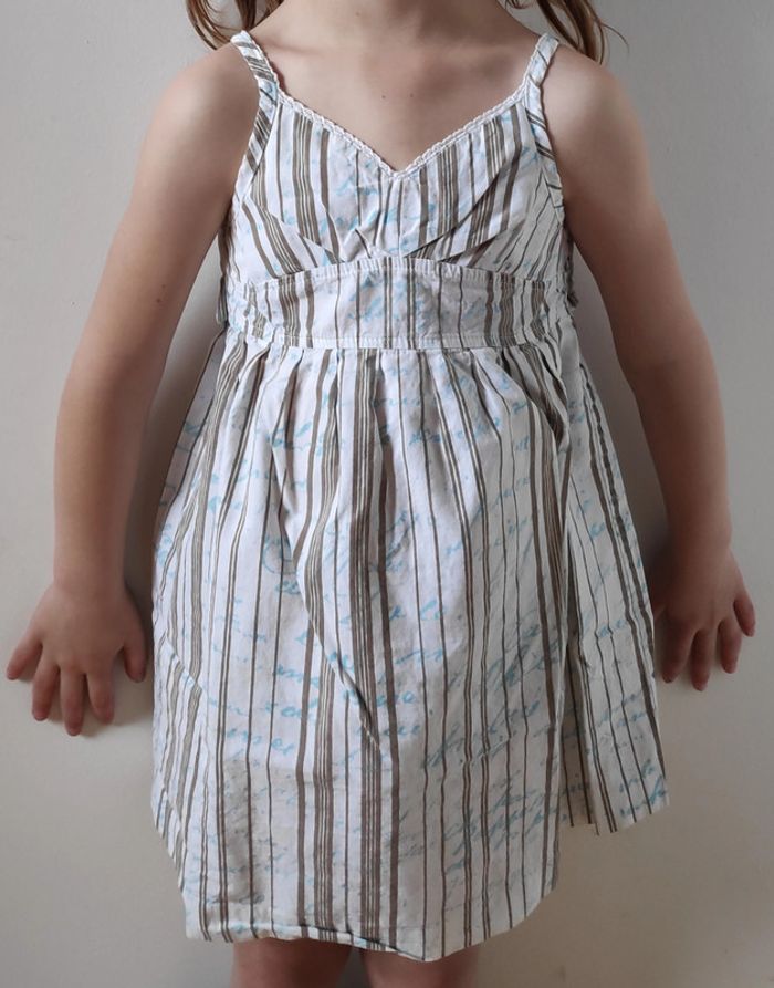 Robe petite bretelle rayée