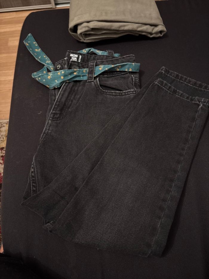 Lots jeans filles 10 ans - photo numéro 3
