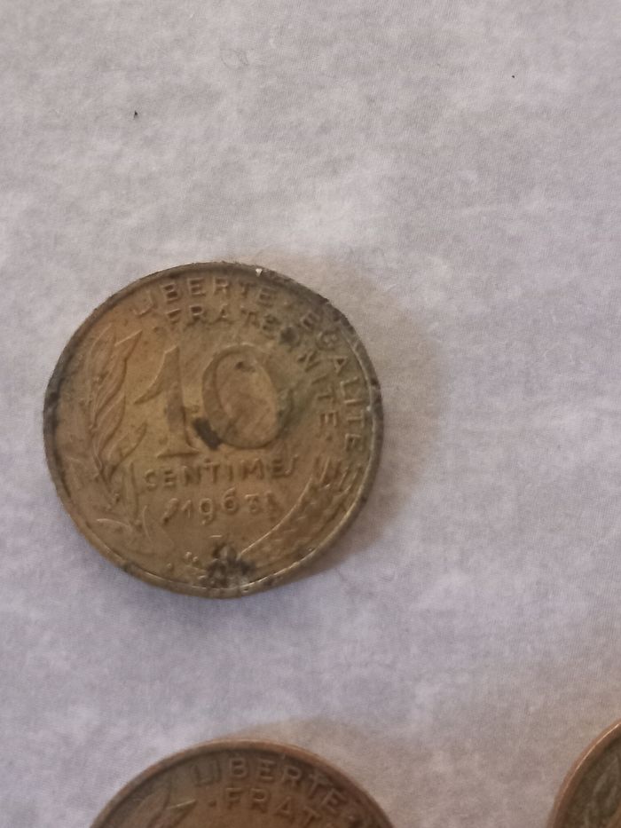 Pièces de 10 centimes de franc Année 60 - photo numéro 4