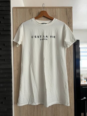 Robe « c’est la vie » blanche