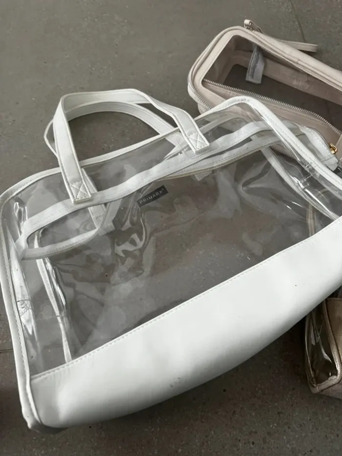 Lot de 3 sacs et pochettes transparentes, bon état mais quelques traces, 34x22cm - photo numéro 6