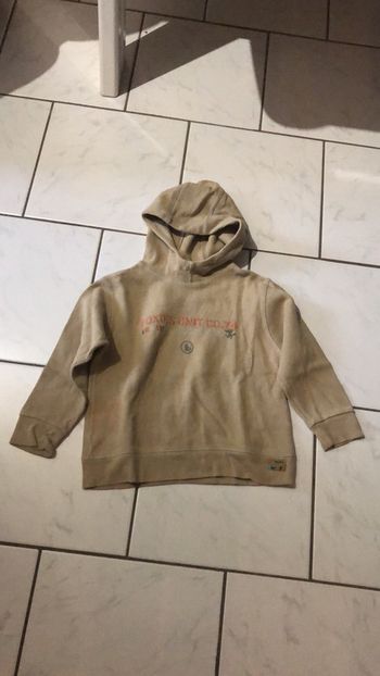 Pull à capuche