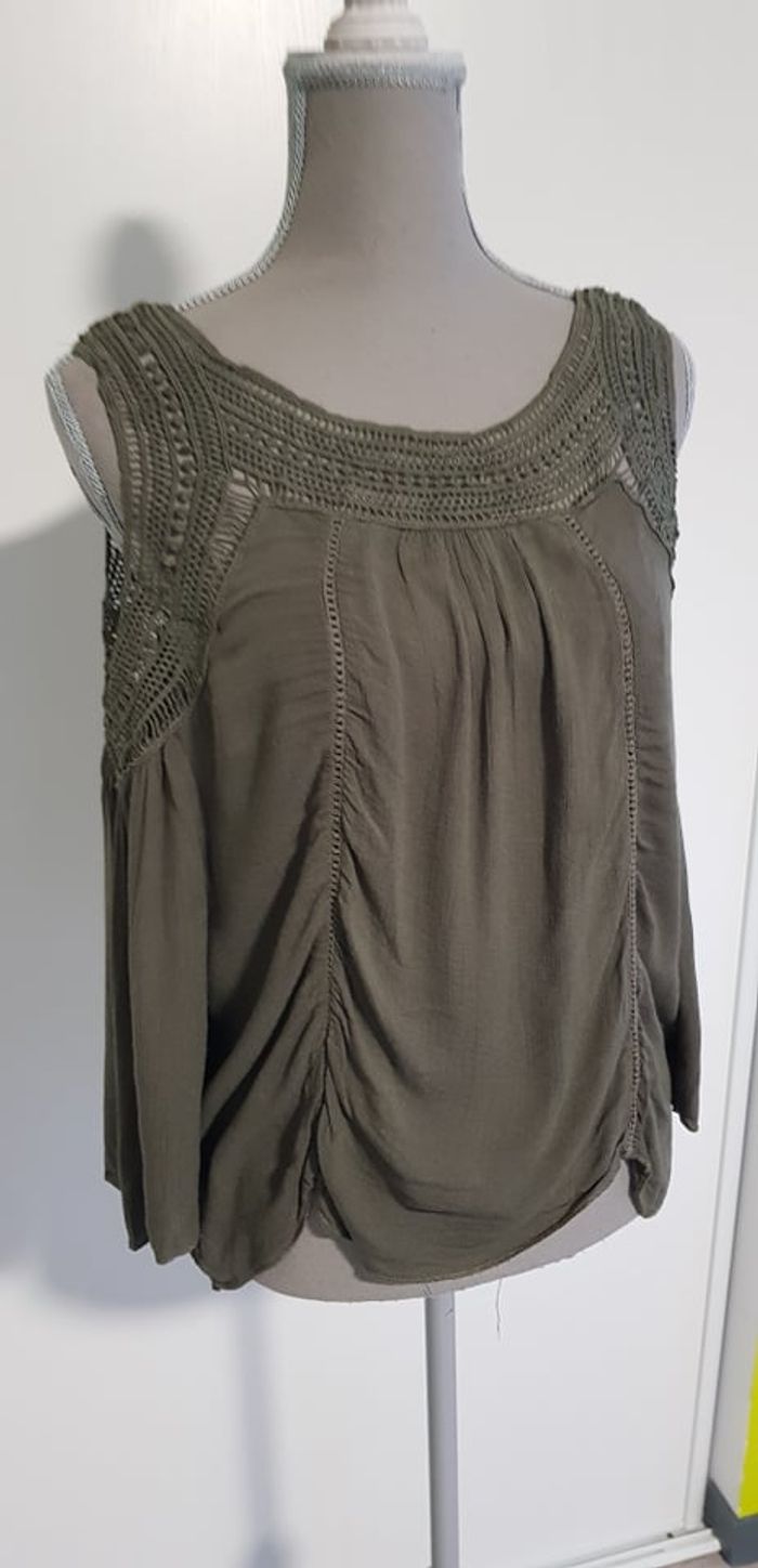 Top épaules dénudées - photo numéro 2