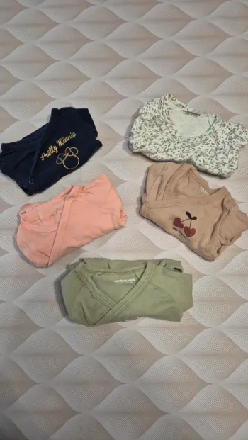 5 bodys 1 mois