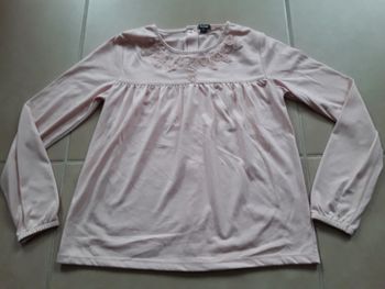 T-shirt ML rose pâle fille 10 ans KIABI TBE