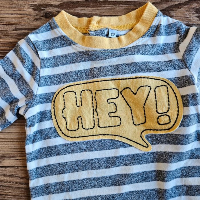 Tee-shirt manches courtes, taille 6 mois - photo numéro 2