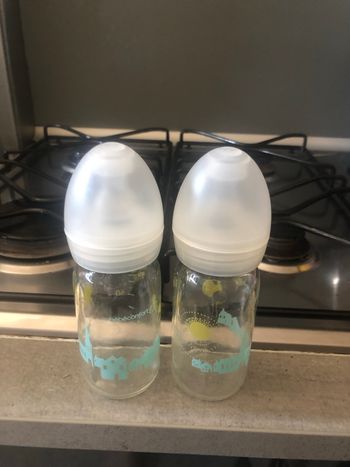 2 biberons en verre bébé confort