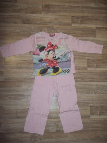 Pyjama rose Minnie Mouse 4 ans (Disney1)