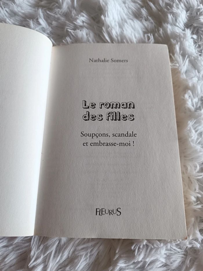 Livre Le roman des filles _ Fleurus - photo numéro 5