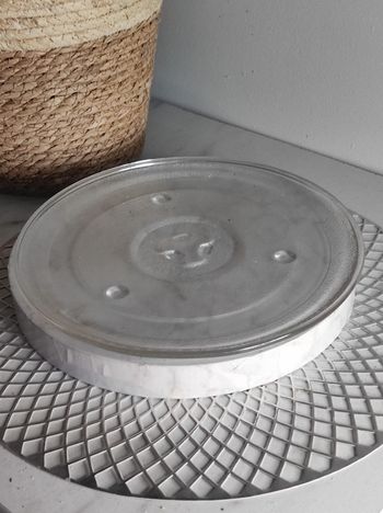 Plateau à micro-ondes