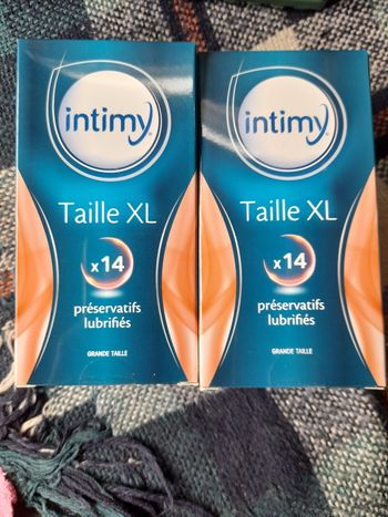 Lot préservatifs XL