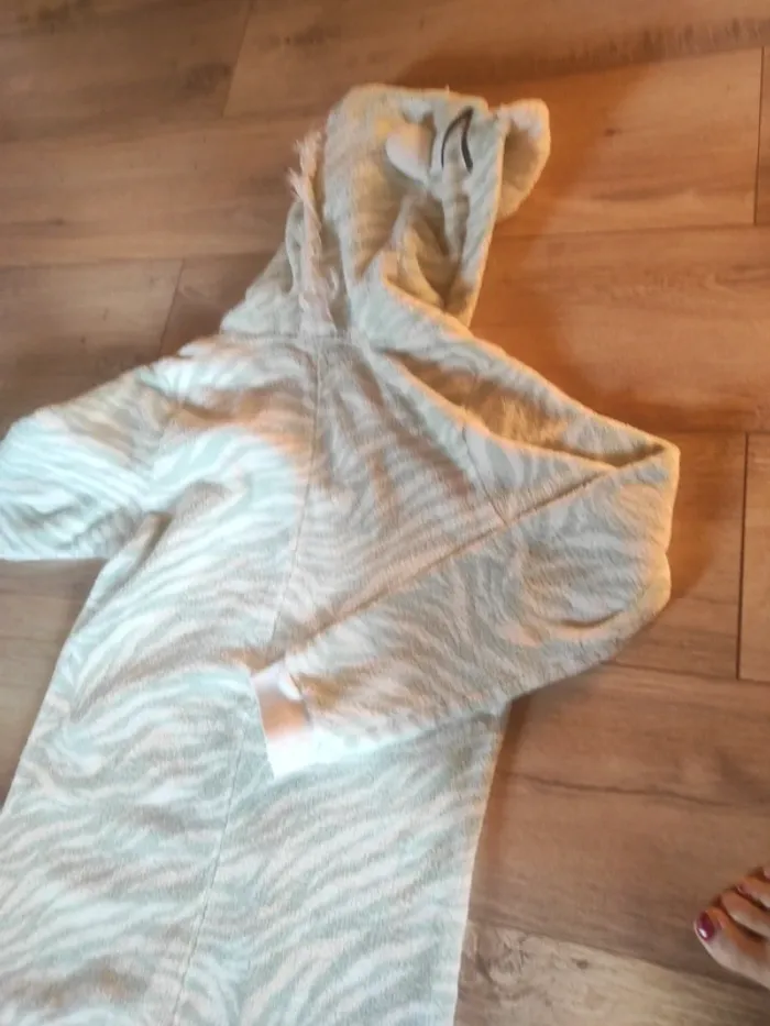 Surpyjama licorne taille xs - photo numéro 4