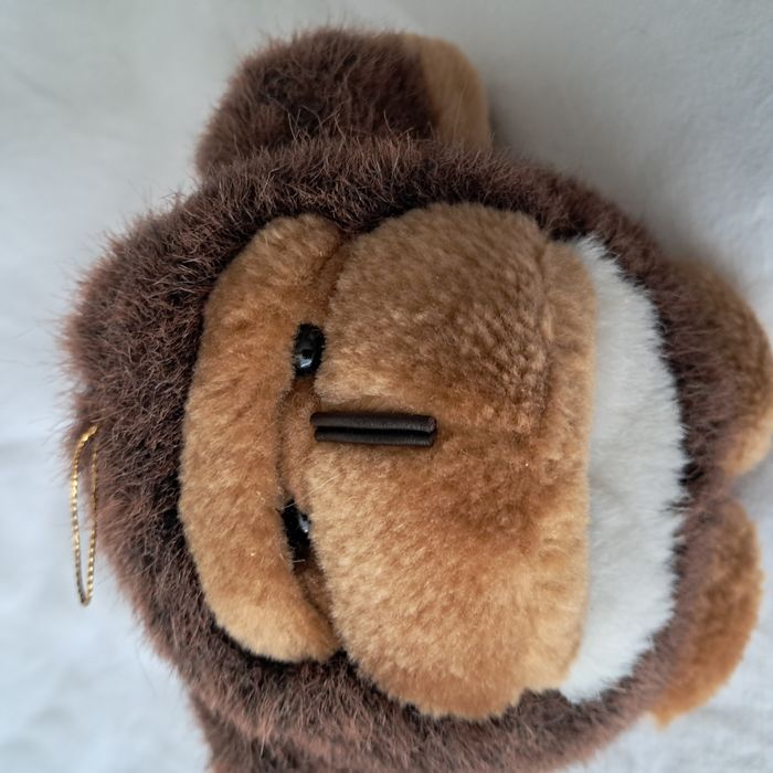Doudou peluche gorille singe L'univers fascinant des animaux éditions Atlas Hauteur 12 cm - photo numéro 2
