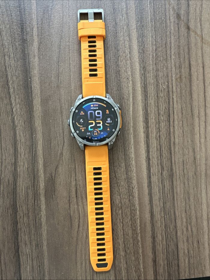 Garmin fenix 8 47 mm AMOLED Sapphire Titanium Smartwatch Spark Orange Graphite - photo numéro 3