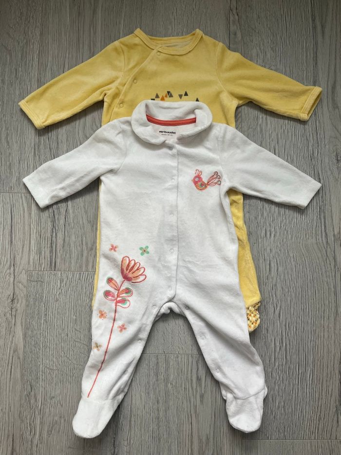 Lot de 5 pyjamas bébé – 6 mois – Okaïdi, Kiabi, Vertbaudet - photo numéro 4
