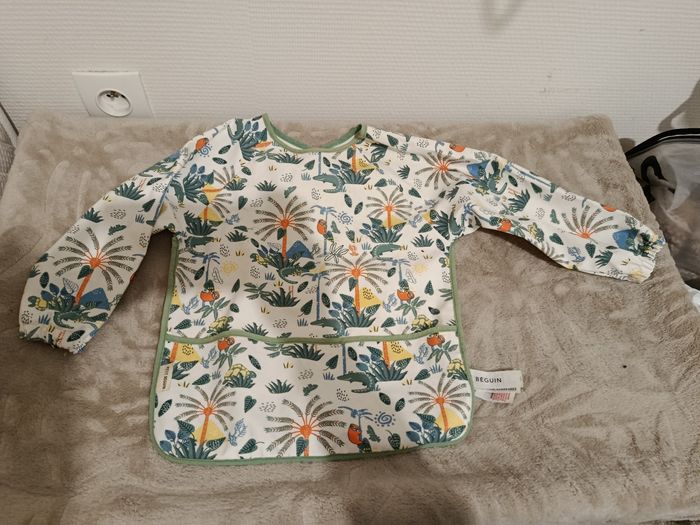 Bavoir manche longue