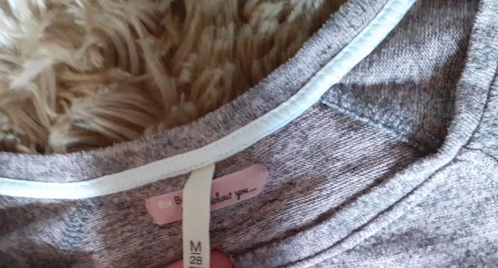 Pull taille M - photo numéro 2