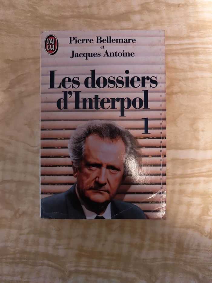 Les dossiers d'Interpol 1