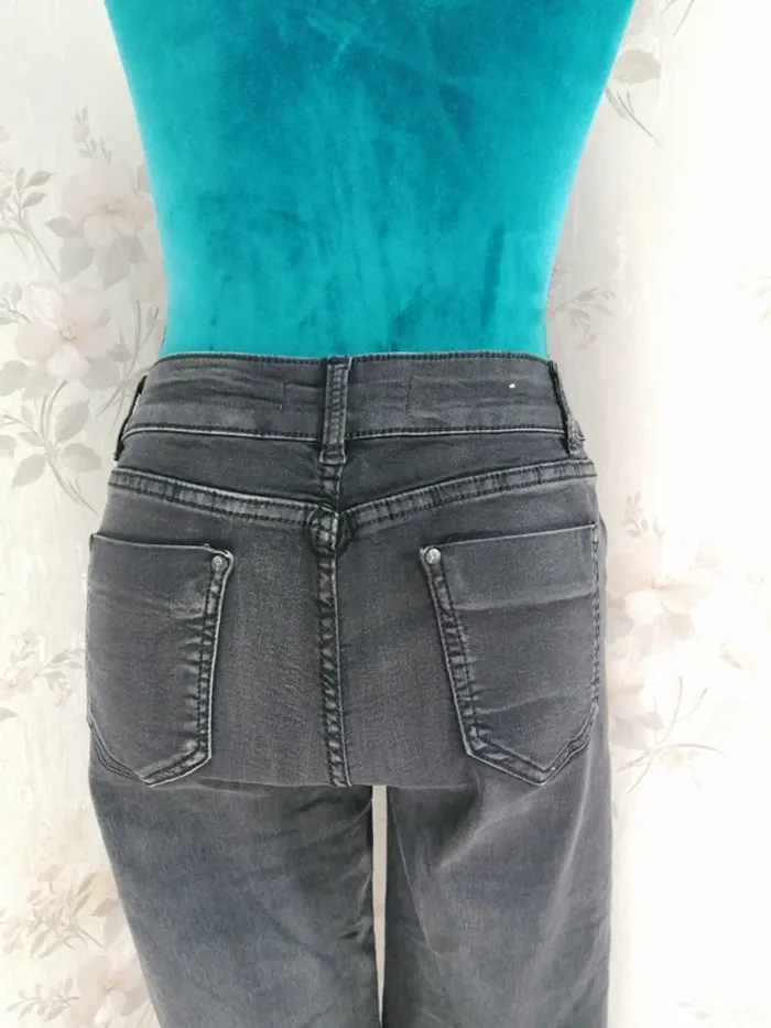 Jeans skinny noir effet abîmé / hello miss / (40) - photo numéro 8