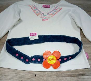 Tee-shirt et ceinture Barbie 8 ans