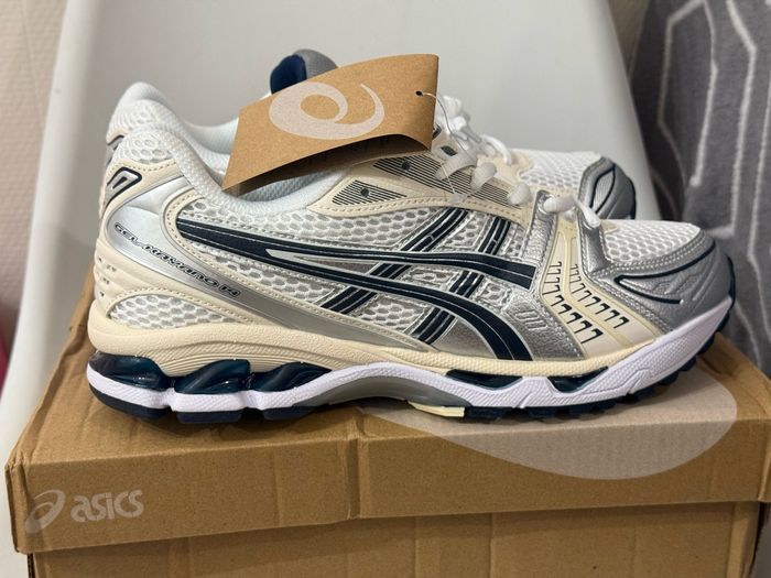 Chaussures neufs