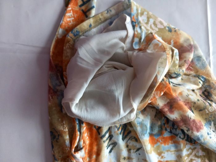 Blouse à motifs manches longues taille 38 - photo numéro 4