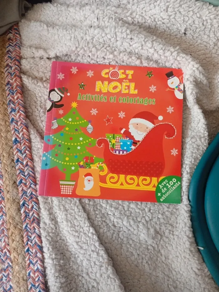 2 livres d activités thème Noel - photo numéro 2