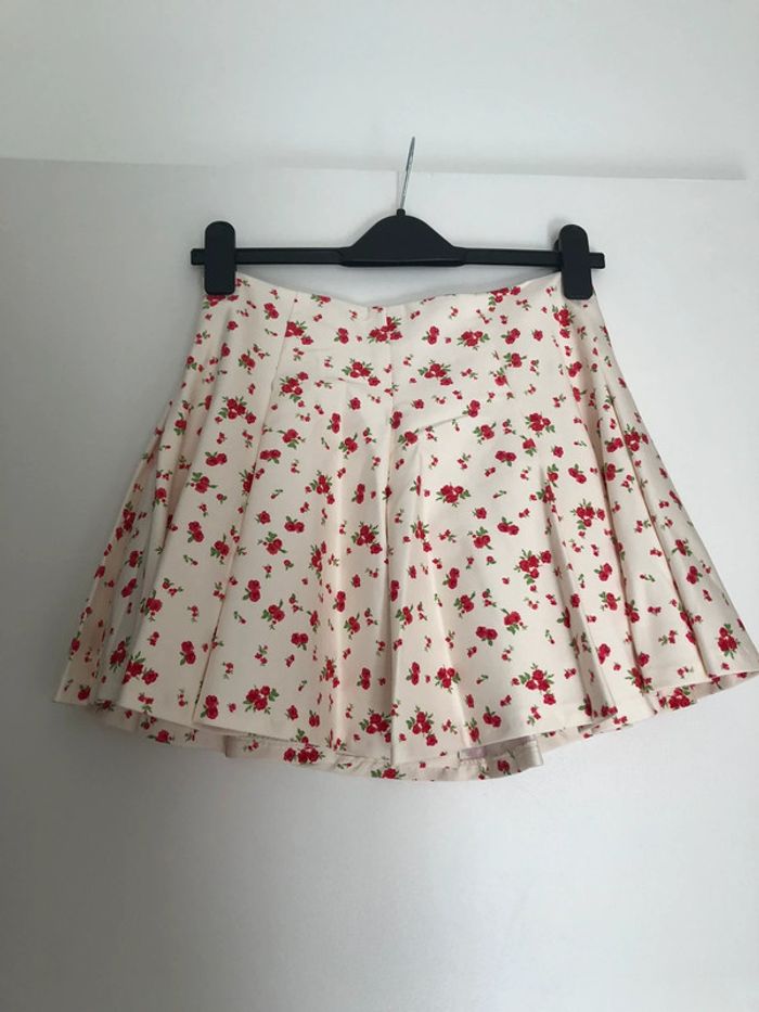Superbe belle mini jupe à motifs fleurs Zara neuve avec étiquette taille S - photo numéro 6