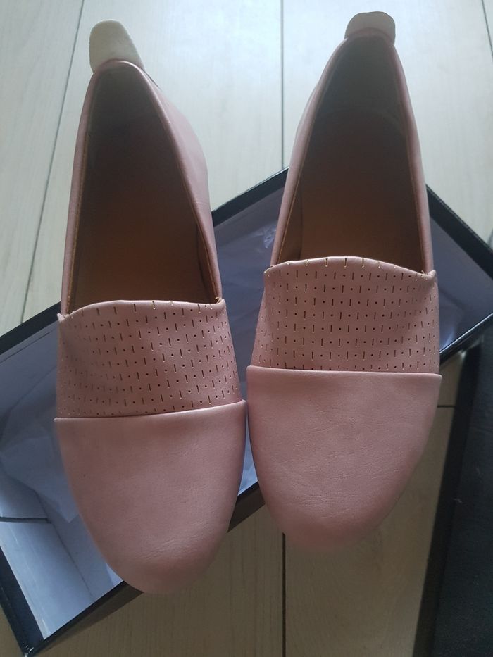 Magnifique mocassin rose pointure 36 neuf - photo numéro 2