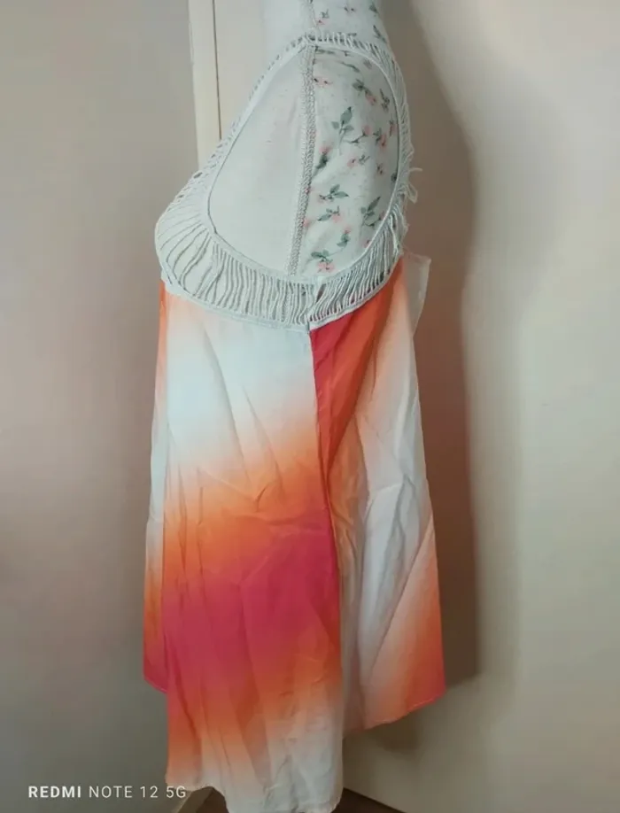 Jolie robe d'été taille unique - photo numéro 3