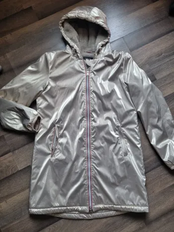 Manteau / Parka longue imperméable fourrée dorée. Taille M. Laura Jo. BE