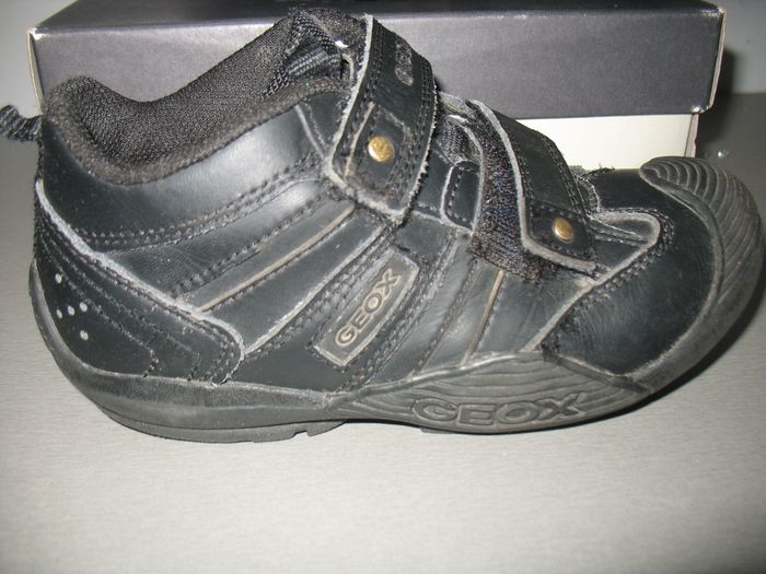 CHAUSSURES NOIRES A SCRATCH GARÇON "GEOX" - P31 - n°02 - photo numéro 4