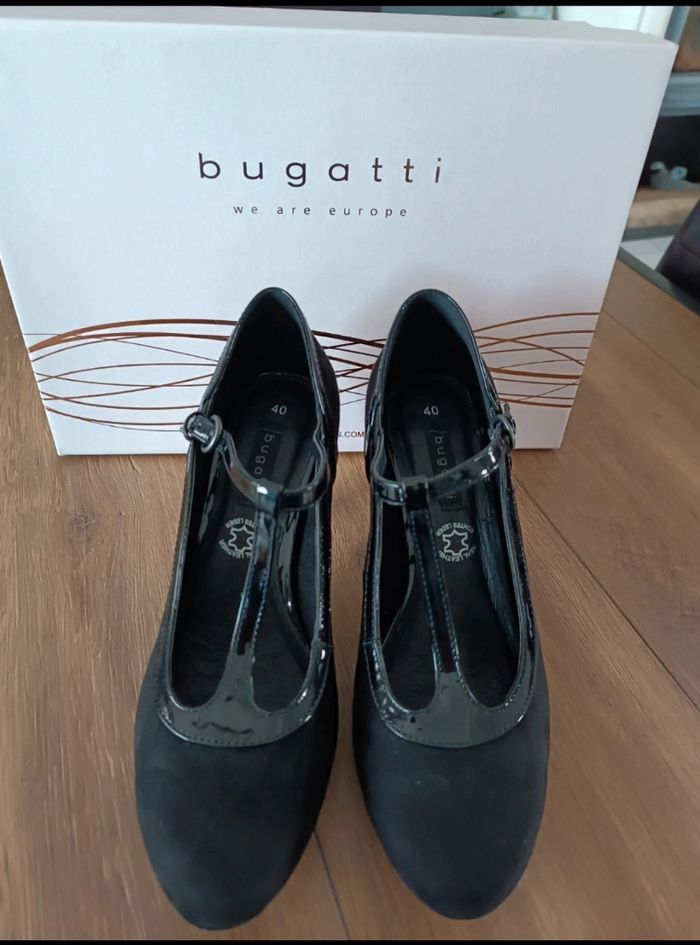 Escarpins à brides ( Bugatti ) - photo numéro 3