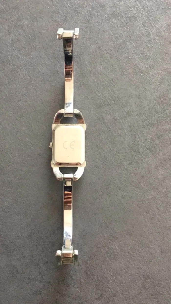 Montre argentée - photo numéro 5