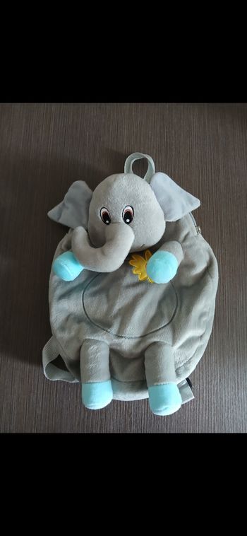 Sac a dos peluche éléphant enfant 