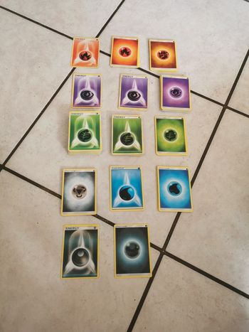 Lot cartes Pokémon energy