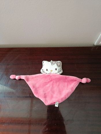 Doudou plat Hello Kitty