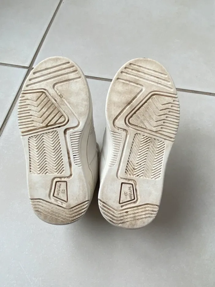 Chaussures 23 - photo numéro 3